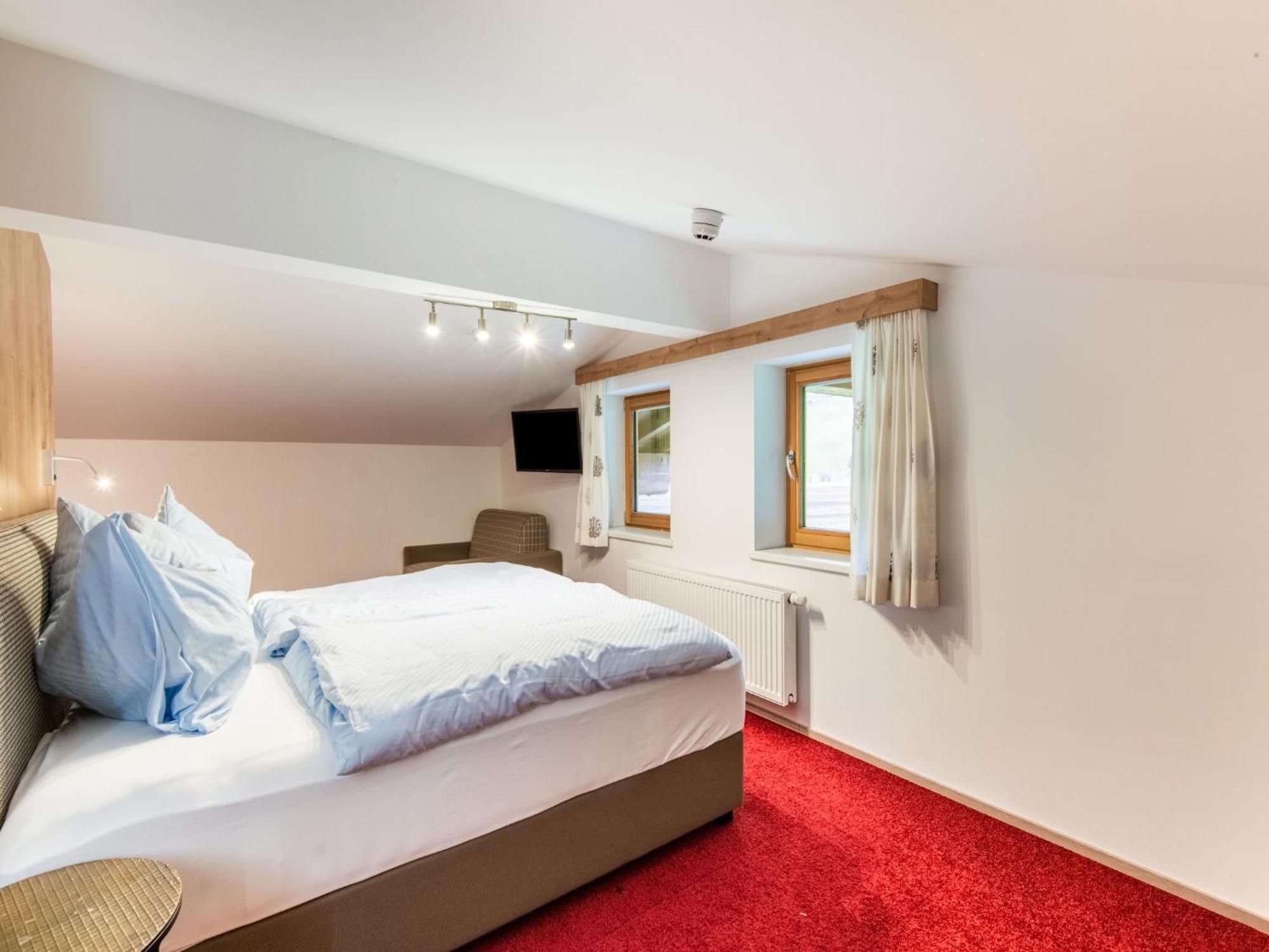 Lovely Apartment With Sauna Ski Storage Pool Terrace Wald im Pinzgau Esterno foto