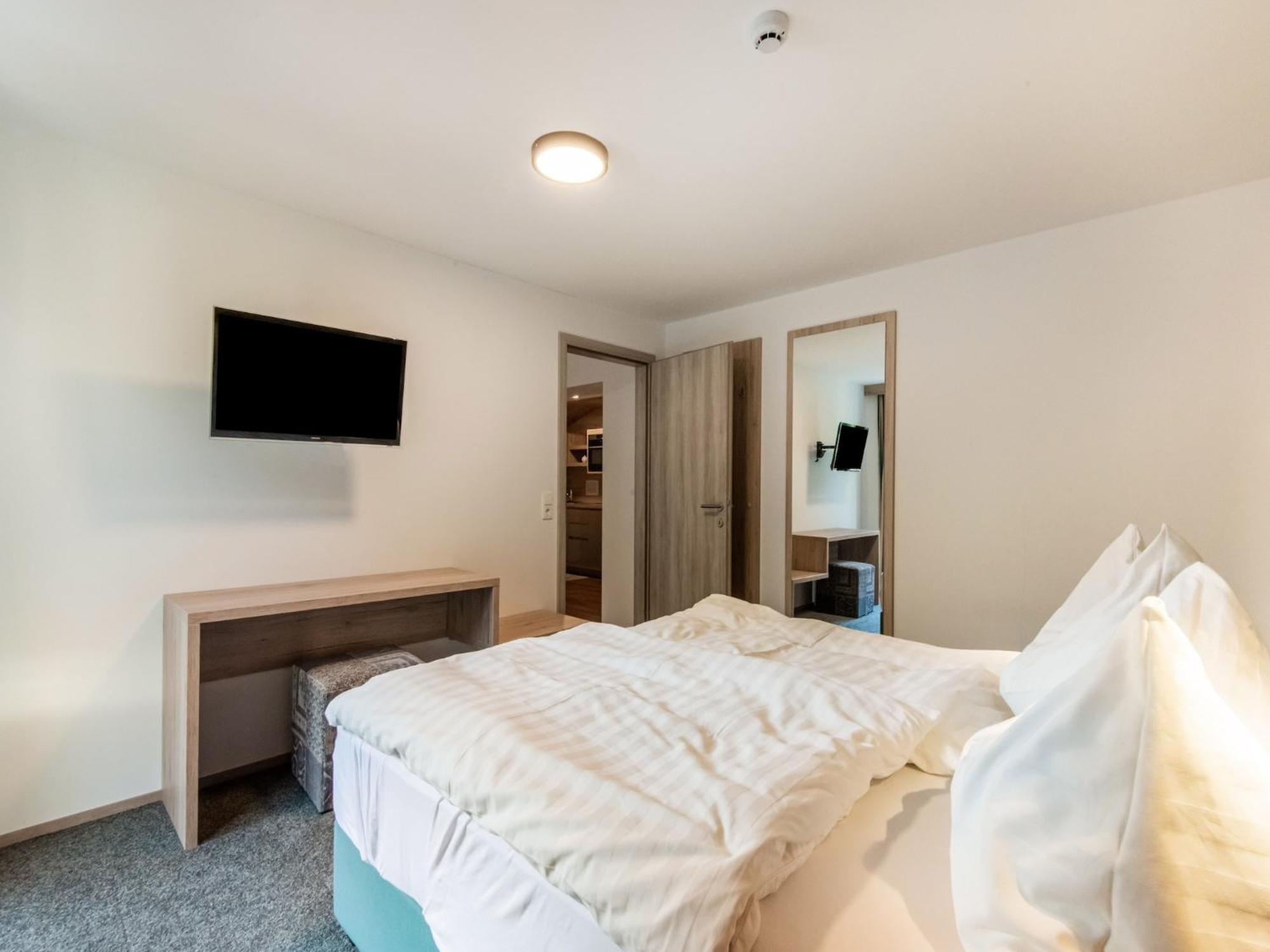 Lovely Apartment With Sauna Ski Storage Pool Terrace Wald im Pinzgau Esterno foto